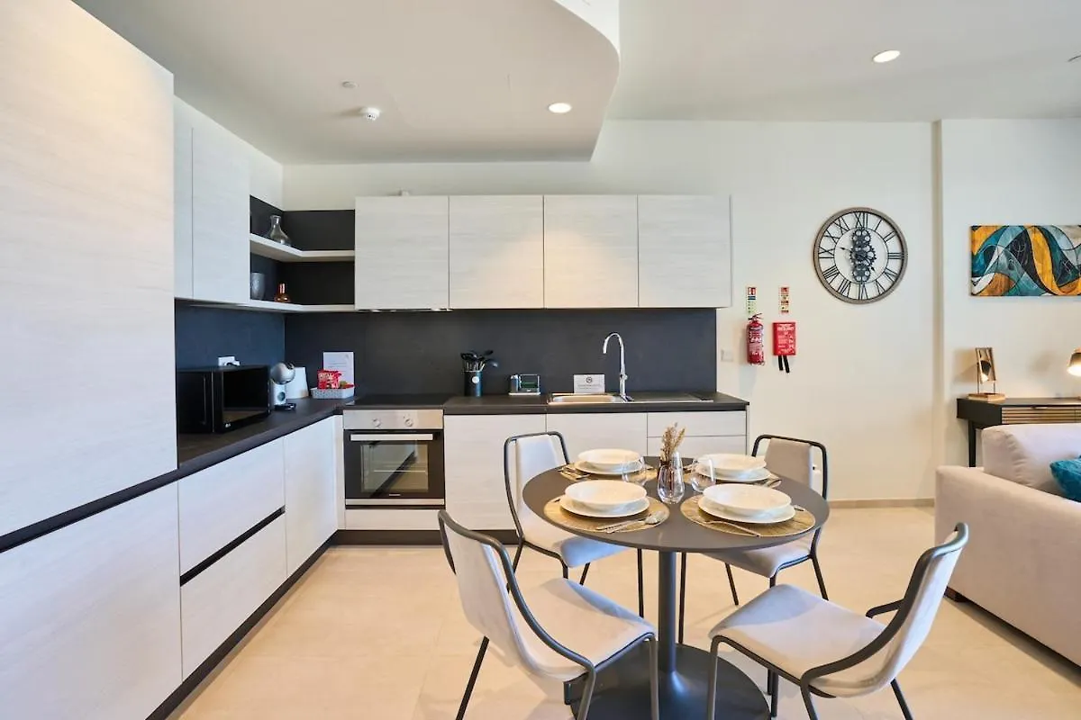 Seascape Heights - Sleek 14Th Floor Apartment With Unrivalled Views Saint Julian's
